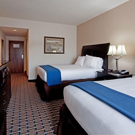 Holiday Inn Express Hotel & Suites Hope Mills-Fayetteville Airport By Ihg Oda fotoğraf