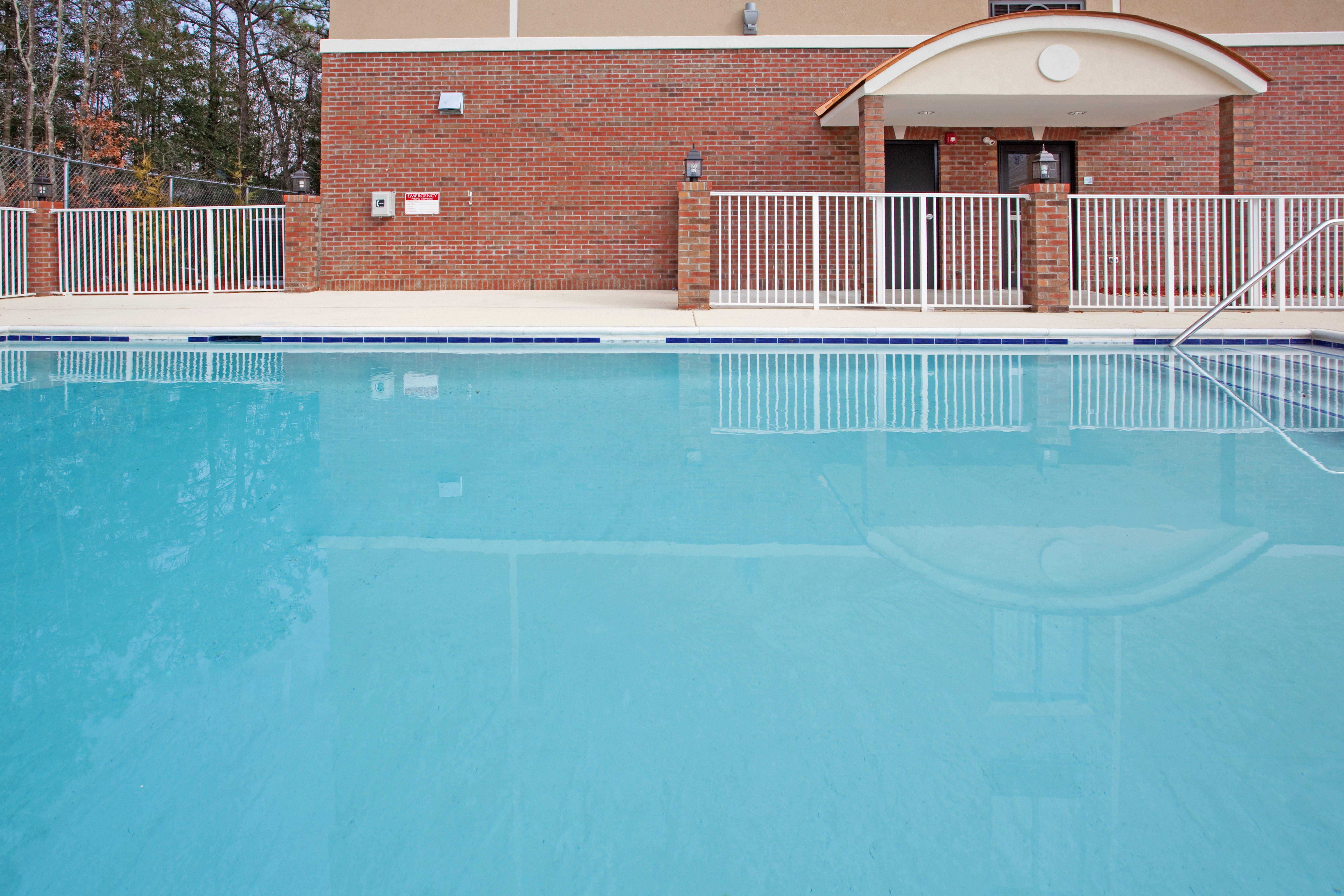 Holiday Inn Express Hotel & Suites Hope Mills-Fayetteville Airport By Ihg Dış mekan fotoğraf