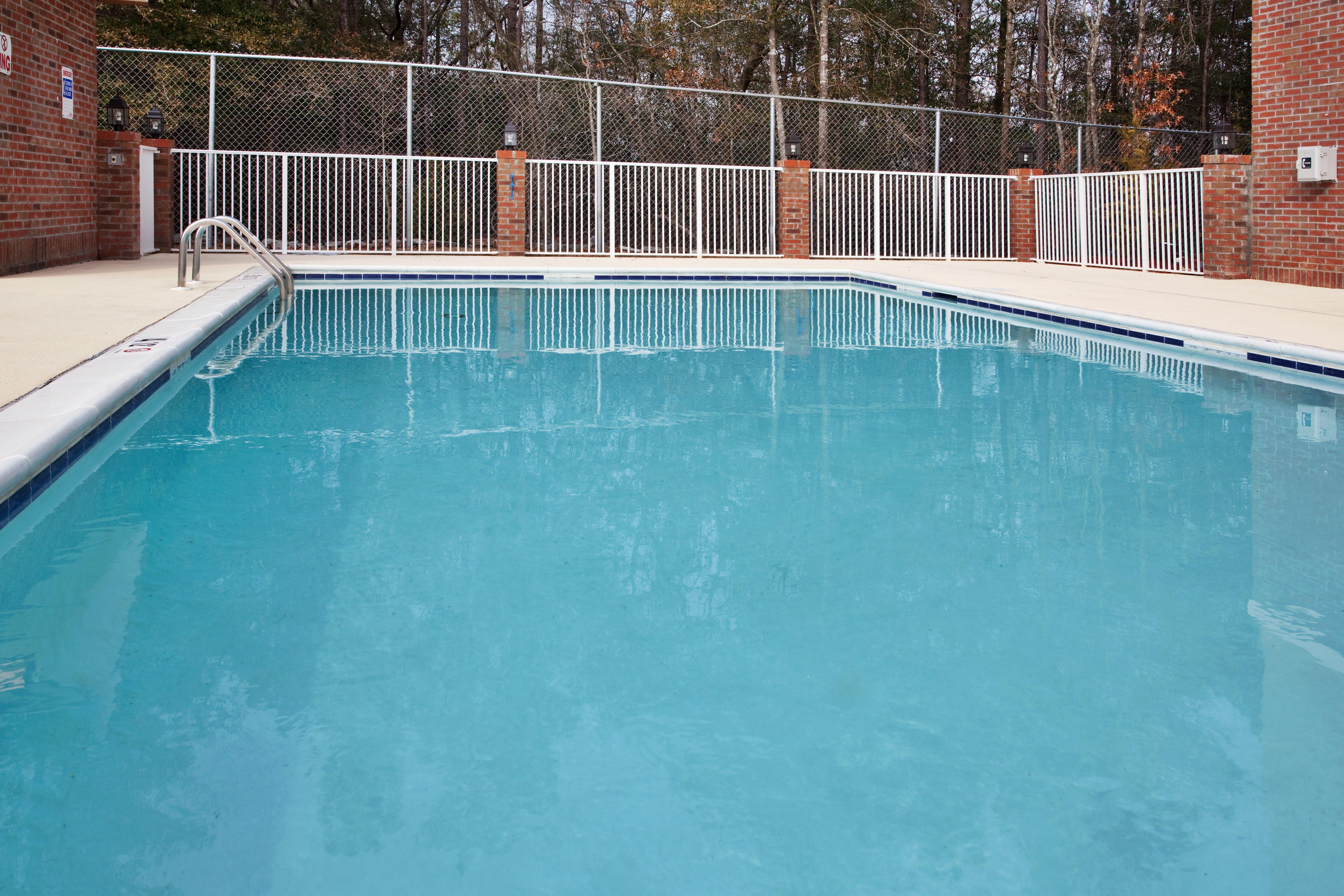 Holiday Inn Express Hotel & Suites Hope Mills-Fayetteville Airport By Ihg Dış mekan fotoğraf