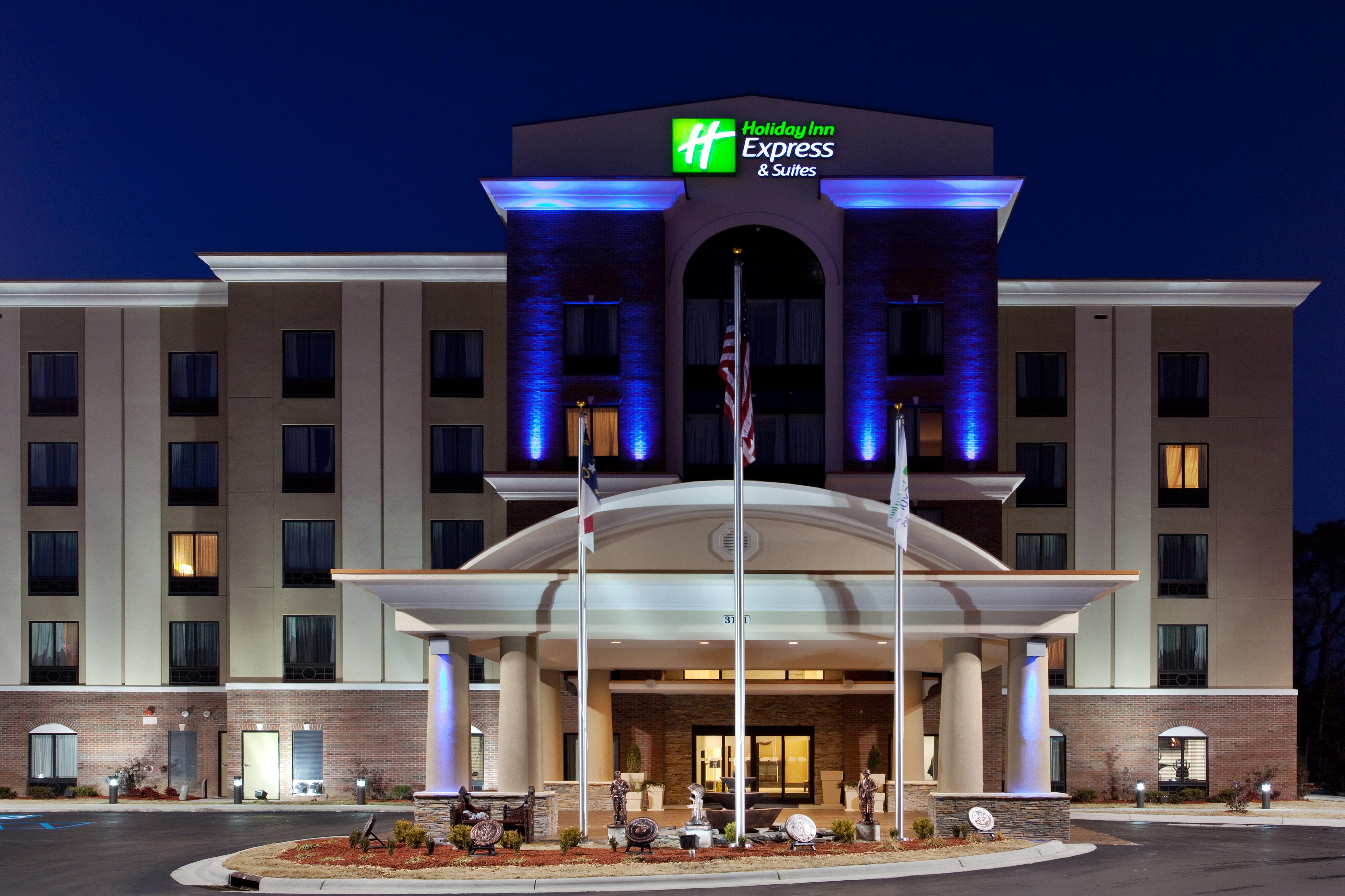 Holiday Inn Express Hotel & Suites Hope Mills-Fayetteville Airport By Ihg Dış mekan fotoğraf