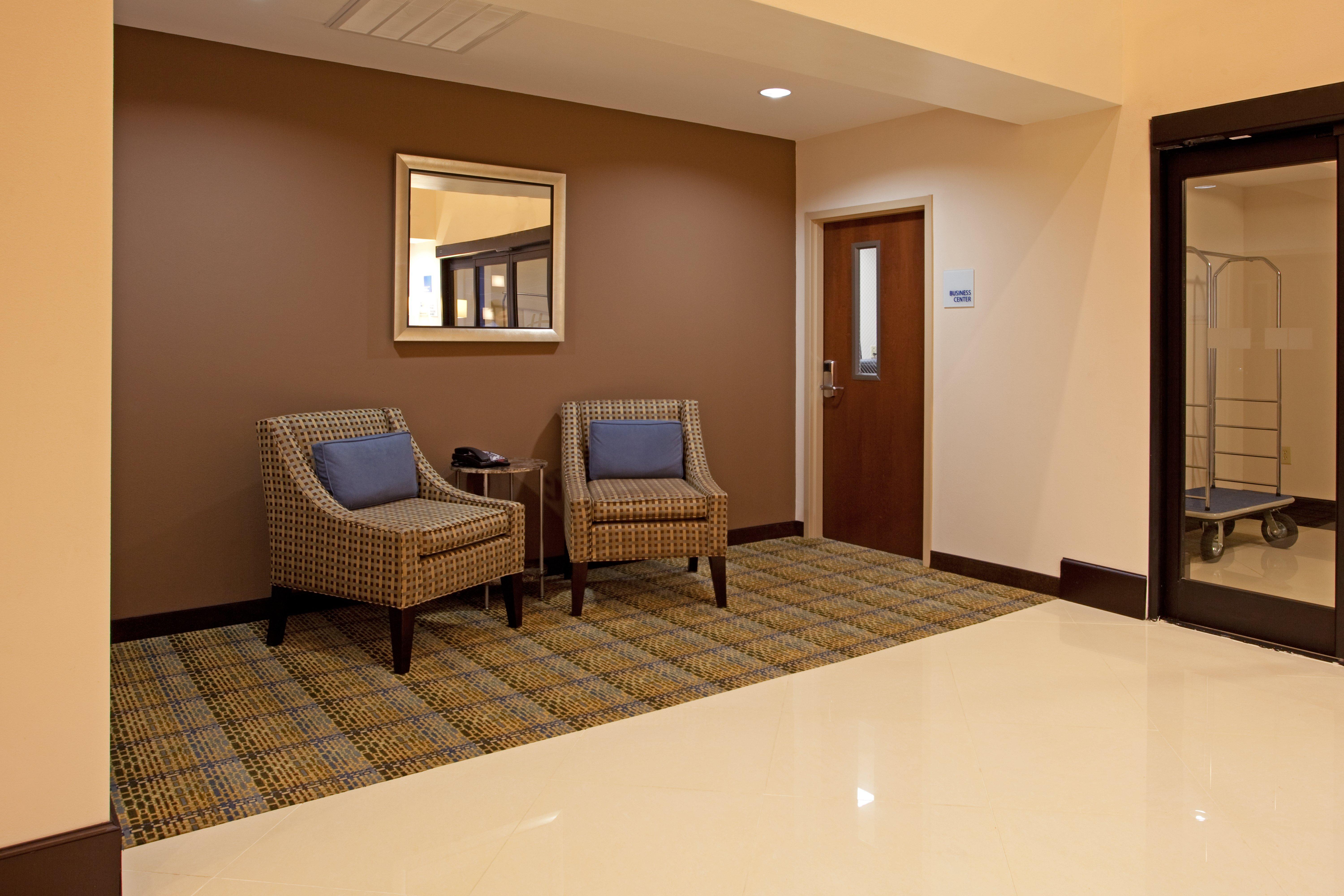 Holiday Inn Express Hotel & Suites Hope Mills-Fayetteville Airport By Ihg Dış mekan fotoğraf