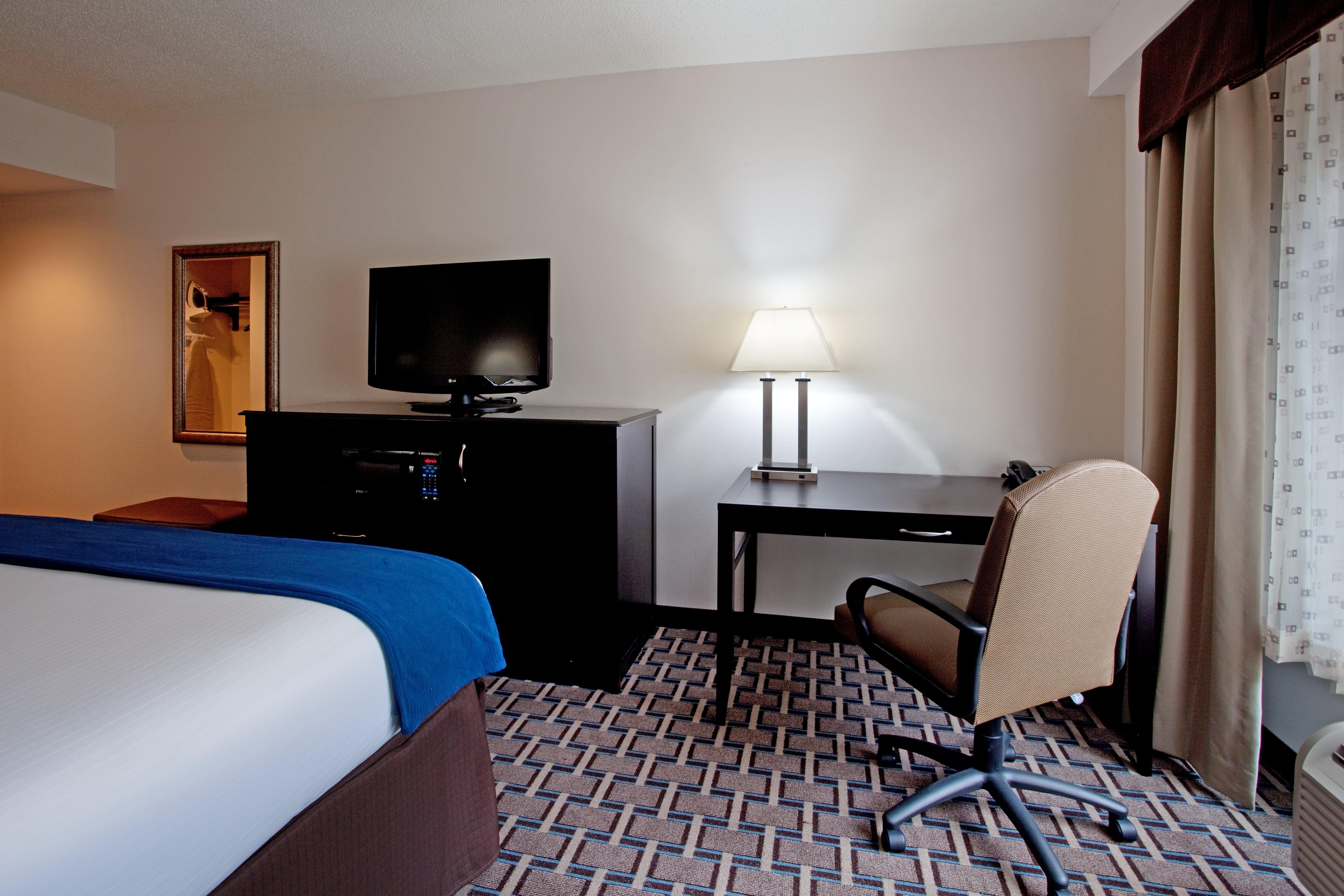 Holiday Inn Express Hotel & Suites Hope Mills-Fayetteville Airport By Ihg Dış mekan fotoğraf