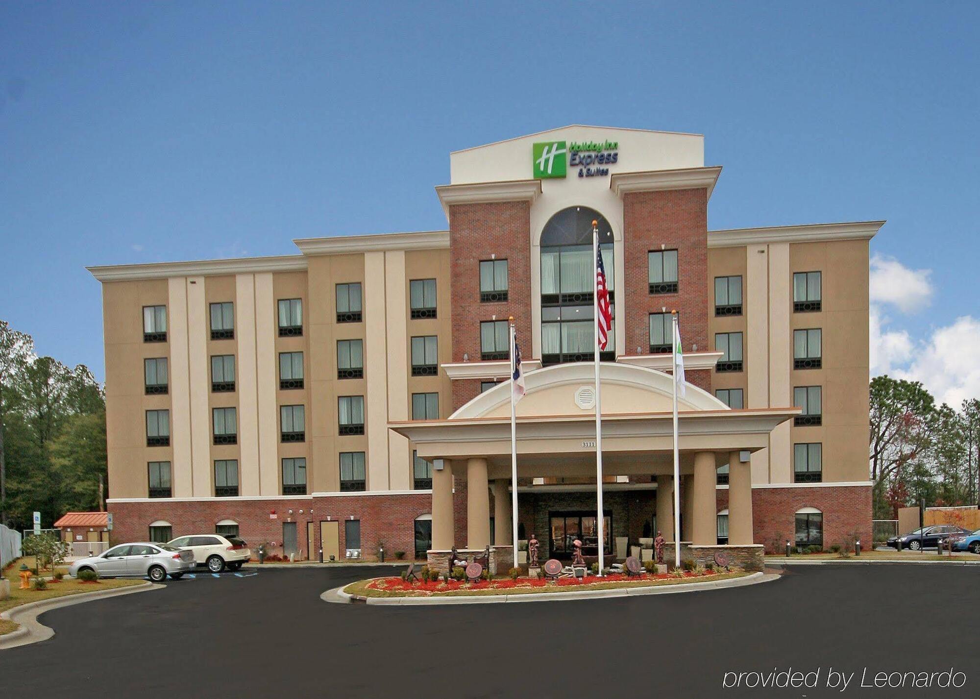 Holiday Inn Express Hotel & Suites Hope Mills-Fayetteville Airport By Ihg Dış mekan fotoğraf